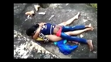 Desi Indian College student fuck in caught Randi GF ki Chudai- DesiGuyy