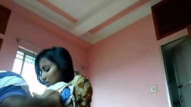 Bangladeshi girl roshni