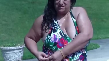 Me and My BUSTY 50yo Desi Aunty FWB At The Pool