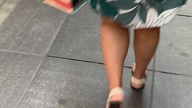 Big Booty Indian MILF in dress